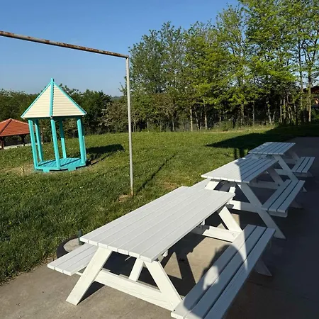 Zen Cherry House- Vikendica Na Dan Sa Bazenom1,5ha Izmedju Avale I Kosmaja Villa