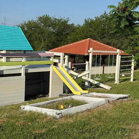 Zen Cherry House- Vikendica Na Dan Sa Bazenom1,5ha Izmedju Avale I Kosmaja Villa *