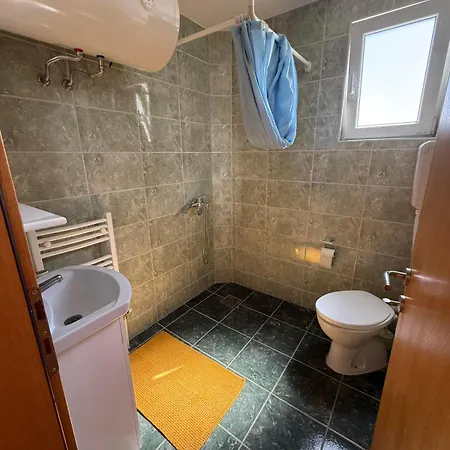 Zen Cherry House- Vikendica Na Dan Sa Bazenom1,5ha Izmedju Avale I Kosmaja Drobnjaci