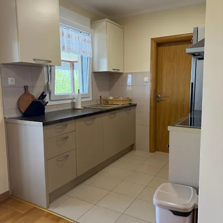 Zen Cherry House- Vikendica Na Dan Sa Bazenom1,5ha Izmedju Avale I Kosmaja Villa Drobnjaci