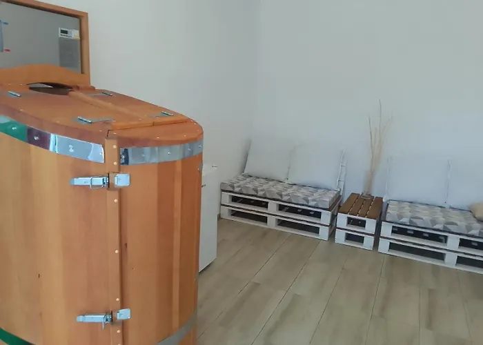 빌라 Zen Cherry House- Vikendica Na Dan Sa Bazenom1,5ha Izmedju Avale I Kosmaja Drobnjaci