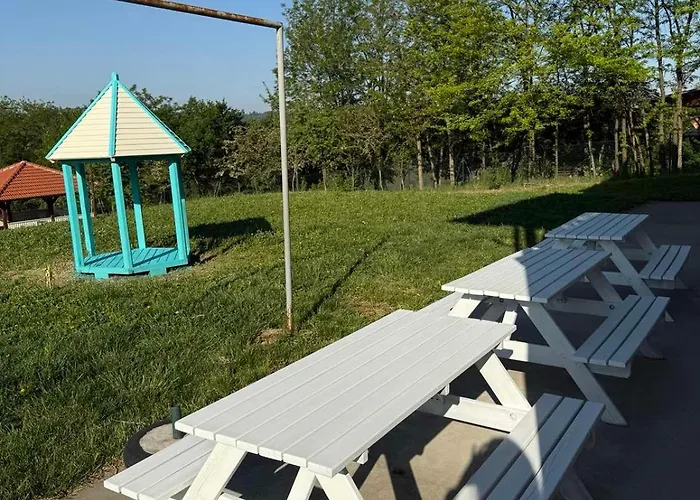 Zen Cherry House- Vikendica Na Dan Sa Bazenom1,5ha Izmedju Avale I Kosmaja 빌라