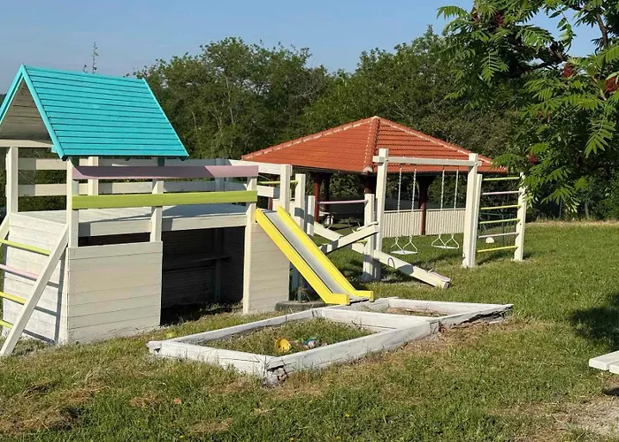 Zen Cherry House- Vikendica Na Dan Sa Bazenom1,5ha Izmedju Avale I Kosmaja 빌라 *