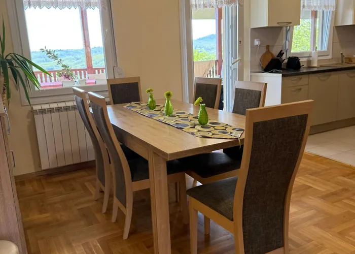 Zen Cherry House- Vikendica Na Dan Sa Bazenom1,5ha Izmedju Avale I Kosmaja 빌라 *